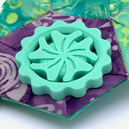 Needle Minder Mint Green Size: 1-1/4in x 1-1/4in x 1/2in